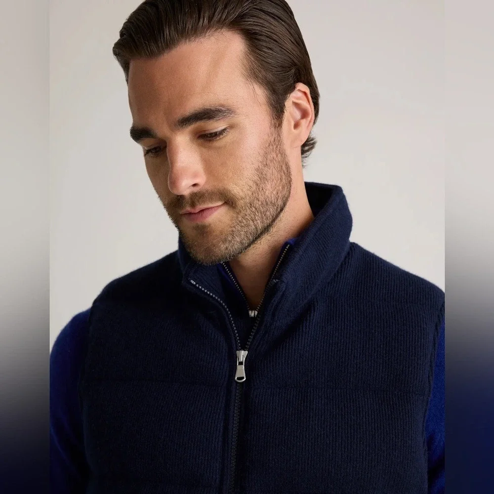 Quince Men's Mongolian Cashmere Puffer Vest Outerwear Blue L